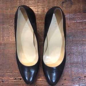 Lauren Ralph Lauren Black Pumps Sz 9.5